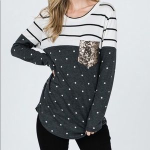 ✨ Color block long sleeve ✨